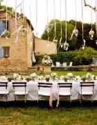 Fiori tra i capelli, per una sposa botticelliana