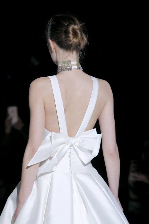 Maxi O Sottile Il Fiocco E Protagonista Dell Abito Da Sposa 2017 Sposi Magazine