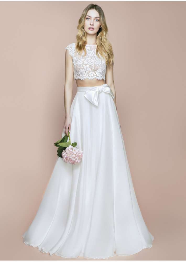 Top crop per uno degli abiti da sposa Blumarine 2018