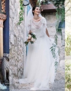 Abiti da sposa Elisabetta Delogu 2019: quando la Primavera si fa tessuto