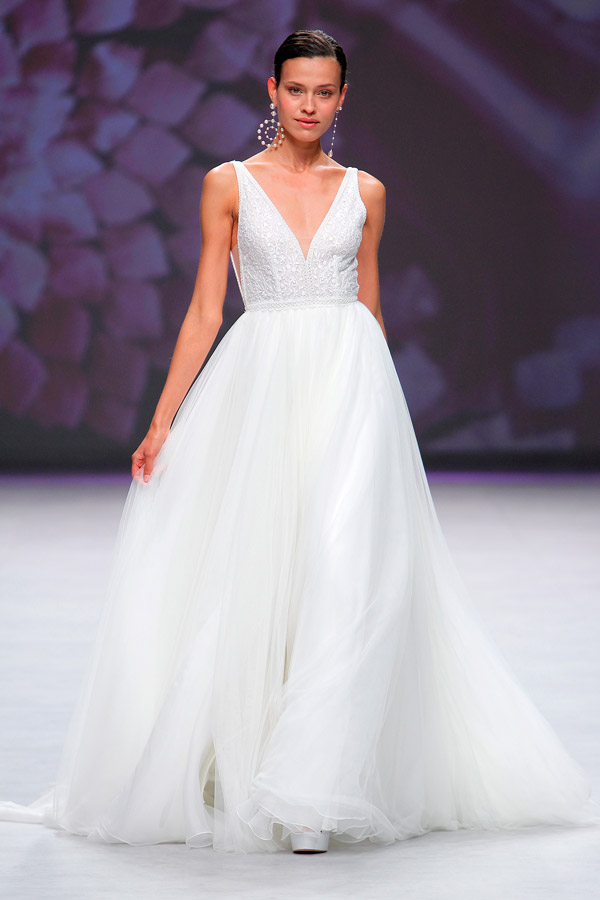 Abiti da sposa Aire Barcelona 2020