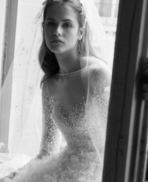 Abiti da sposa Elie Saab 2020, dalla navata della corte a quella della chiesa