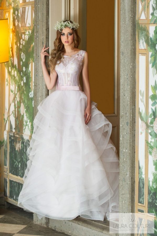 Abiti da sposa Laura Couture 2020