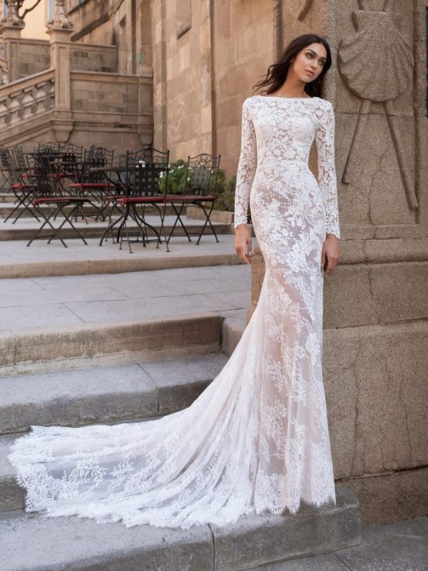 Pronovias vestito sirena in pizzo