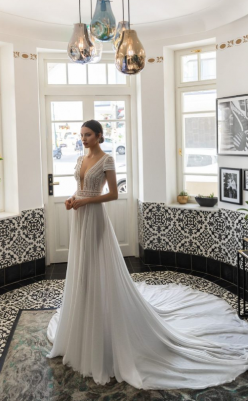 Abiti da sposa Julie Vino 2020