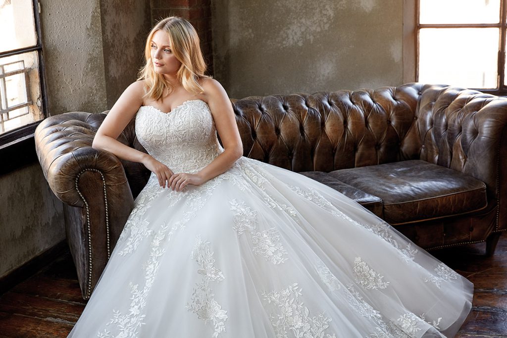 abiti da sposa curvy