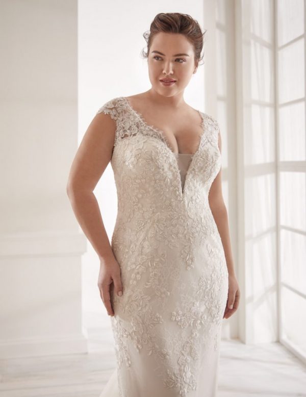 abiti da sposa curvy