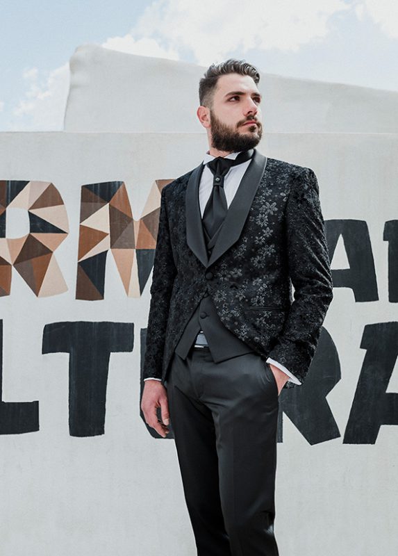 Abiti da sposo scuri: tutte le nuance per un look impeccabile