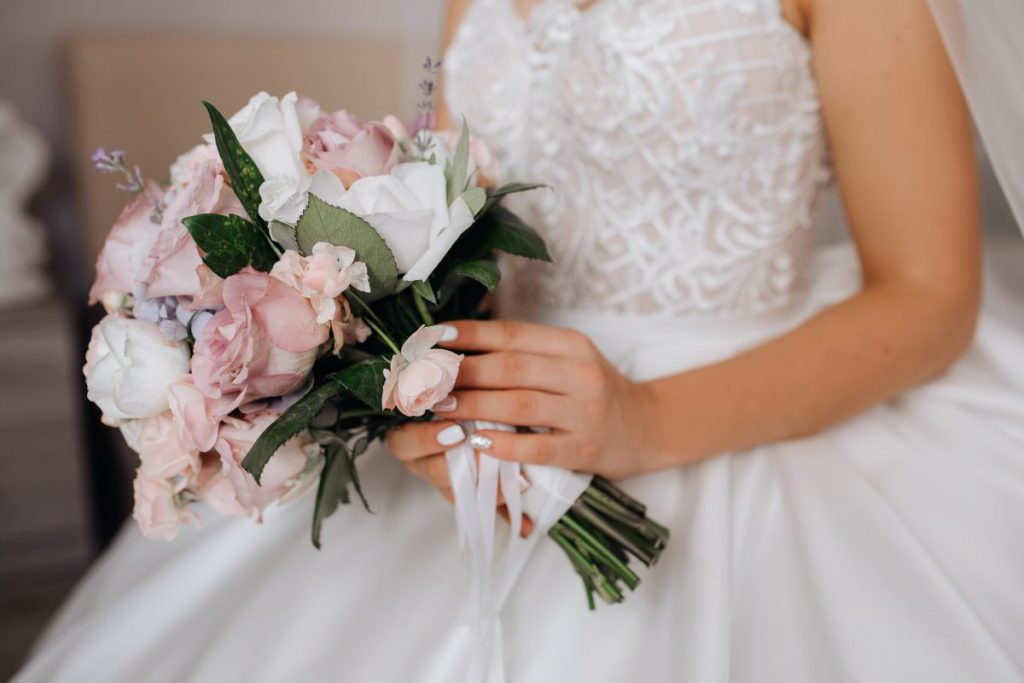 Come scegliere il bouquet da sposa