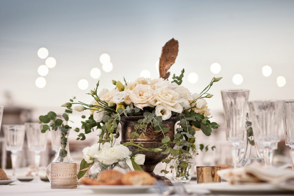 In questa foto un centrotavola realizzato per una mise en place di nozze, a cura di Antonella Candido Wedding Planner