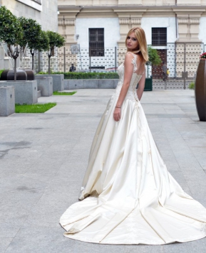 Adelyur Fashion, abiti da sposa haute couture per stupire con creatività