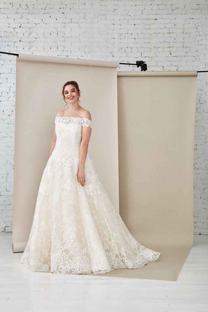 Abiti Da Sposa Curvy Atelier Eme Per Valorizzare Con Eleganza Le Forme