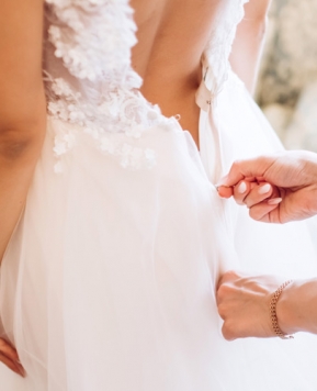 Abito da sposa, la guida definitiva: tutto quello che devi sapere dalla A alla Z