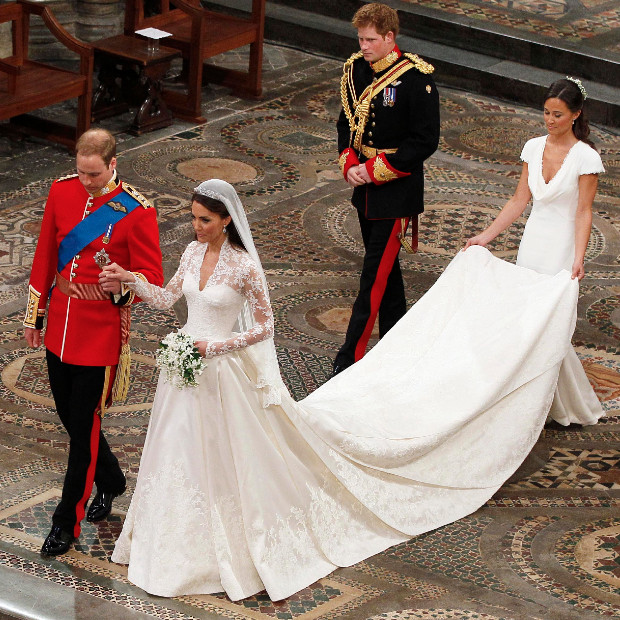 In questa foto il Principe William e Kate Middleton nel giorno delle loro nozze a Westminster 