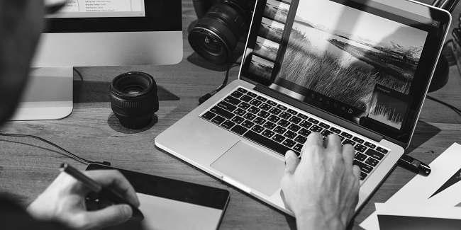 Un fotografo al lavoro