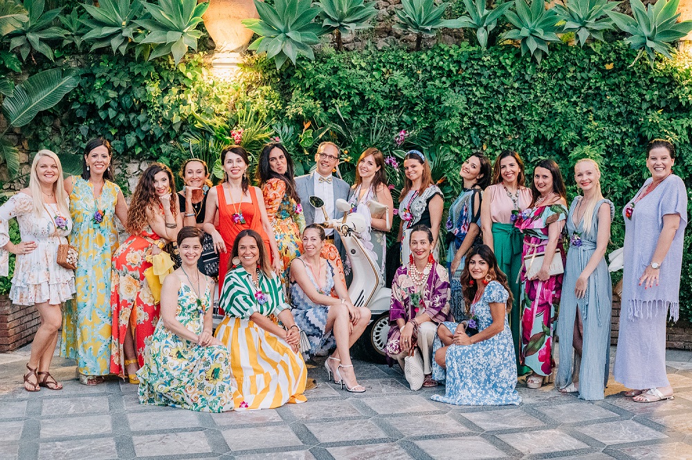 In questa foto di gruppo le Wedding Planner che hanno partecipato a Dreaming of Sicily