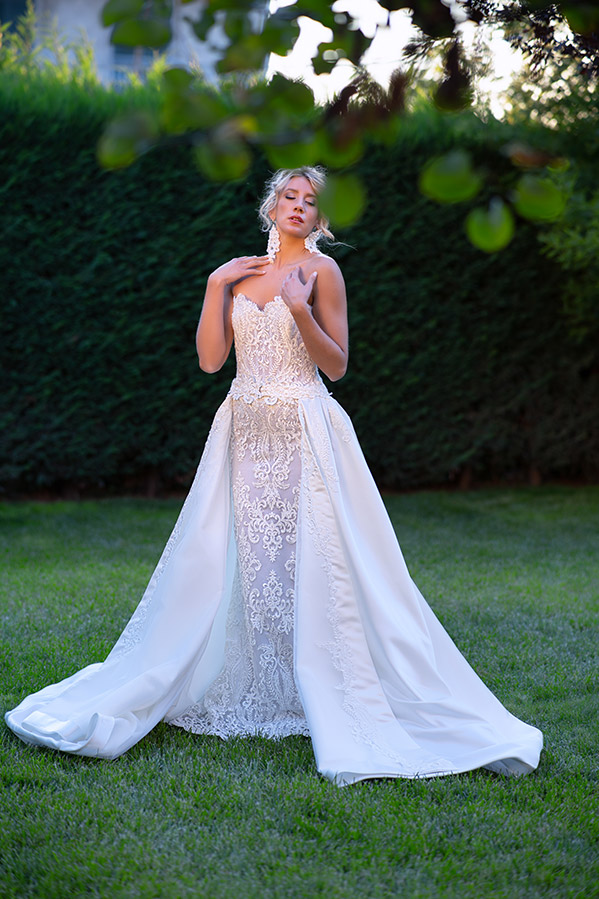 Abiti da sposa Angela Chiara Cernuto, modello Afrodite