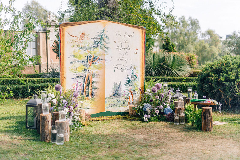 In questa foto un photo booth firmato da Giovanna Damonte a tema bosco fatato 