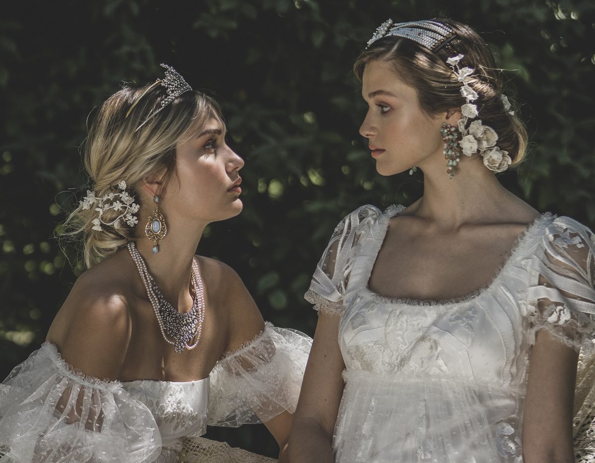 Due abiti della collezione Sposa Daphne Milano, ph Francesco Fornaini