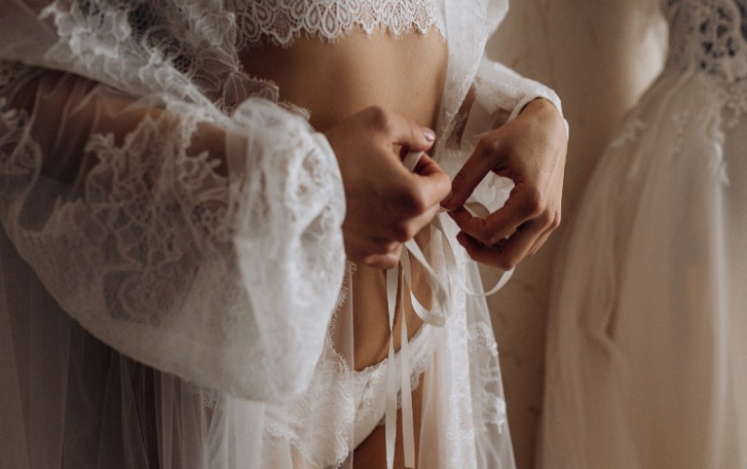 Intimo da sposa: cosa si indossa sotto l’abito?