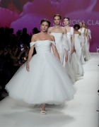 Abiti da sposa Nicole Milano 2023, una sinfonia di texture