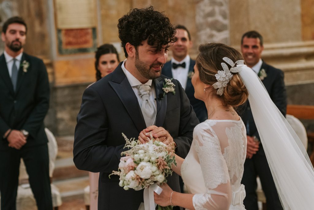 Il matrimonio di Paola Pizzo e Carlo Averna, il primo incontro tra i due. 