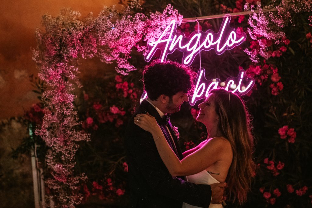 L'angolo dei baci realizzato per il matrimonio di Paola Pizzo e Carlo Averna