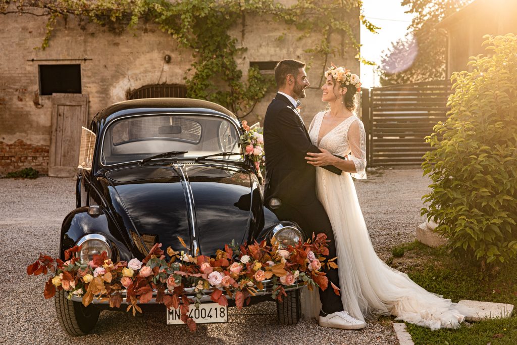 In questa immagine un romantico momento di un matrimonio realizzato da Gilberti Ricca Fotografi 