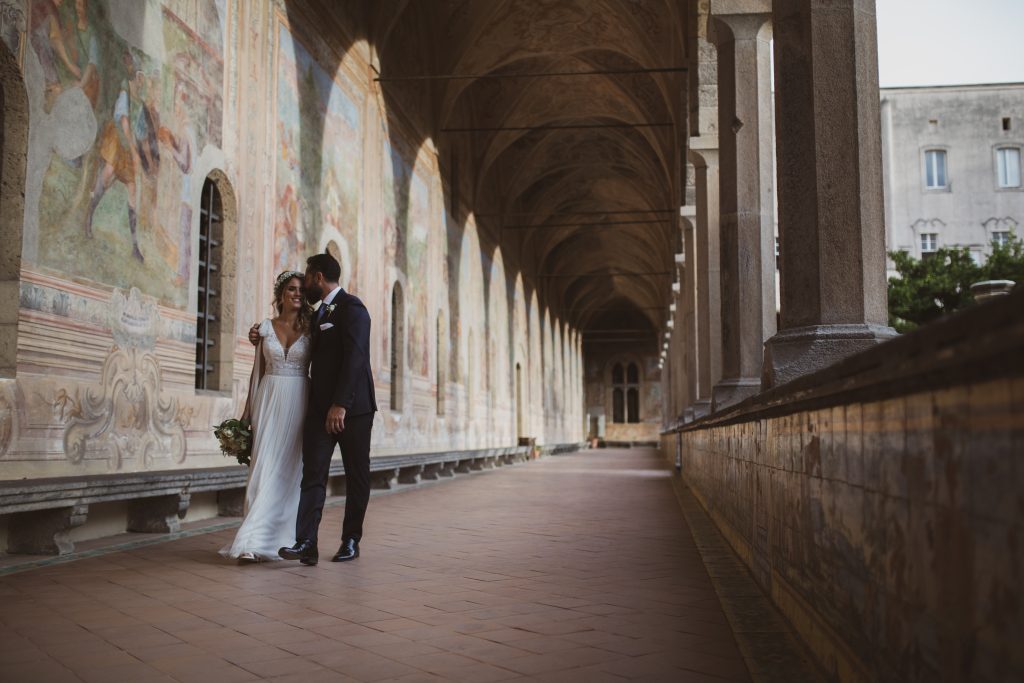 In questa immagine un romantico momento di un matrimonio realizzato da Tarantino studio 