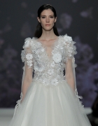 Abiti da sposa con balze 2023, tendenza gipsy