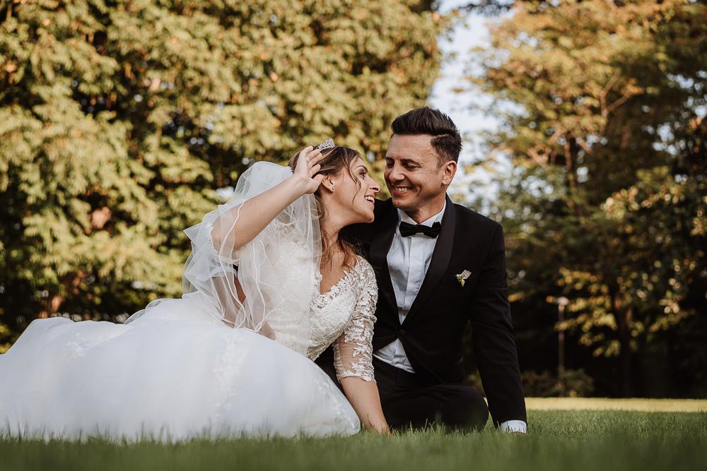 in questa foto un matrimonio a Villa Ormaneto