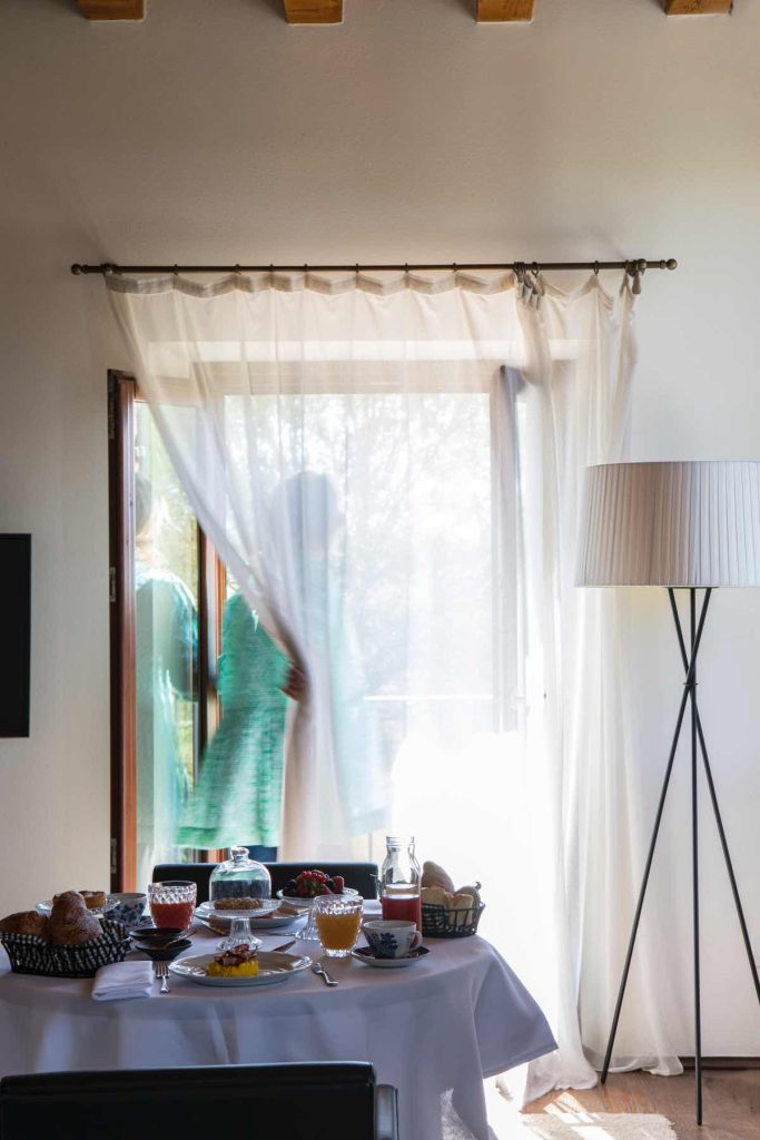 In questa foto una colazione in suite per un matrimonio a Villa Ormaneto