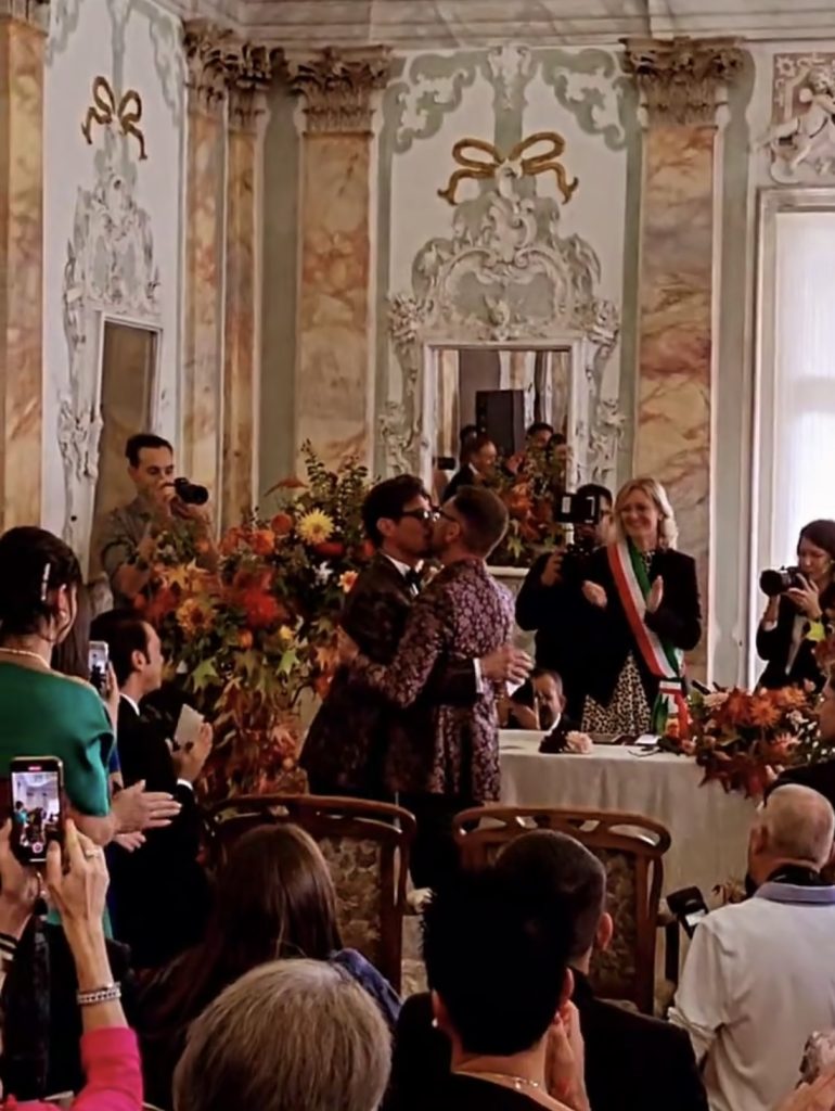 In questa foto Antonio Lorenzon e Daniel in Carlo Pignatelli per il loro matrimonio in comune.