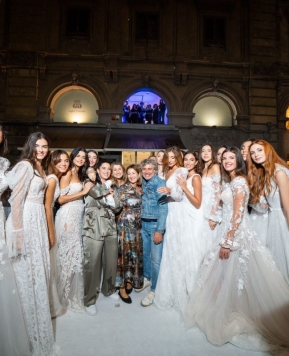 Sfilata Le gi di Valentino, a Palermo l’alta moda sposa