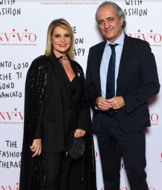 In questa foto Simona Ventura accanto al compagno Giovanni Terzi: il loro sarà tra i matrimoni vip 2023?