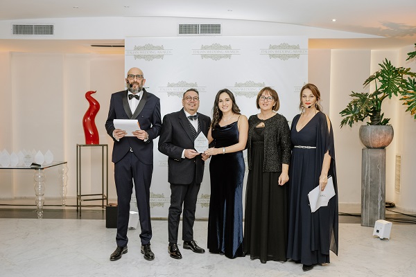 In foto la consegna dei premi di Italian Wedding Awards 2022