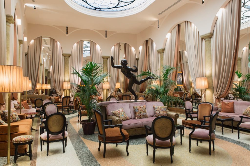 In questa foto le sale interne del Grand Hotel et de Milan, che ospiterà il Matrimonio dei Sensi 2023