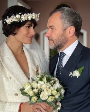 Matrimonio Massimiliano Gallo e Shalana Santana, l’avvocato Malinconico si è sposato