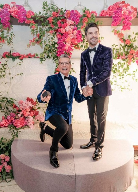 In questa foto la proposta di matrimonio di Randy Fenoli a Mete Kobal