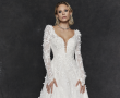 JLo in abito da sposa… di nuovo! Galia Lahav firma l’outfit di “Un matrimonio esplosivo”