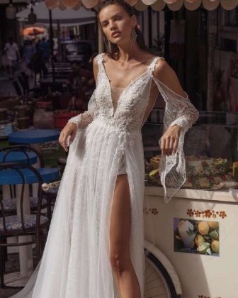 Abiti da sposa scivolati 2023, tutti i modelli per cui perdere la testa