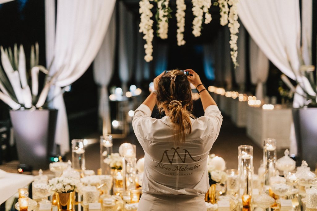 In questa foto lo staff di Nives Malvestiti, la Wedding Planner che ha organizzato le nozze di Mariavittoria e Claudia