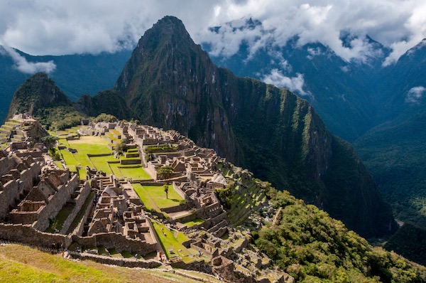 In questa foto il Machu Picchu, in Perù. Si tratta di una delle destinazioni emergenti per i viaggi di nozze 2023