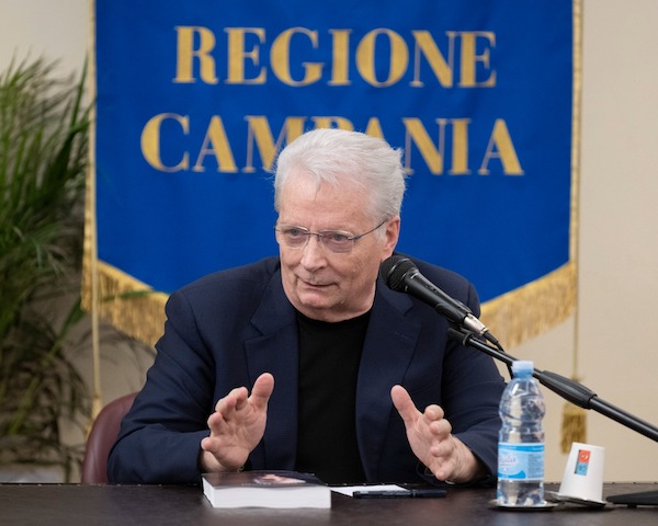 In questa foto Iginio Massari, presidente dell’associazione degli Ambasciatori Pasticceri dell’Eccellenza Italiana