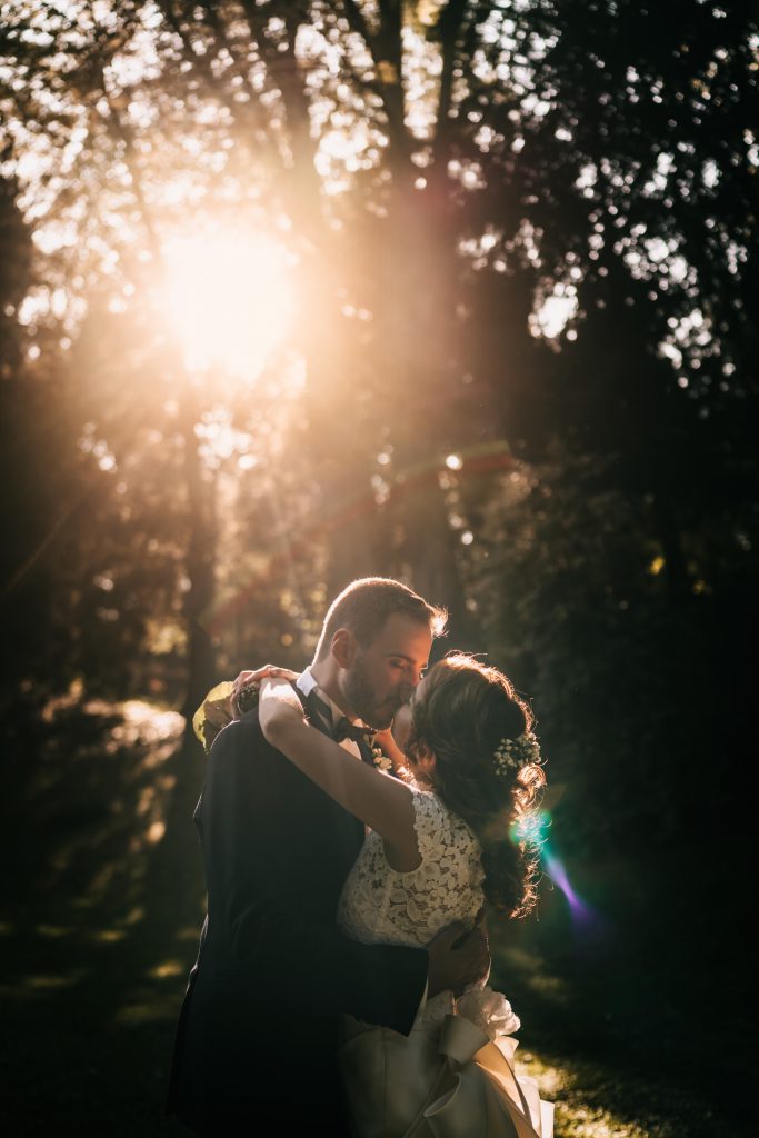 Una foto del matrimonio nel bosco a Villa Caroli Zanchi, nella provincia di Bergamo, di Martina e Riccardo realizzata da Davide Soncin