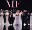 Guinness record Michela Ferriero: su un’abito da sposa più di 50mila cristalli