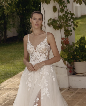 Adorious Collection by Modeca 2024, abiti da sposa d’ispirazione italiana 