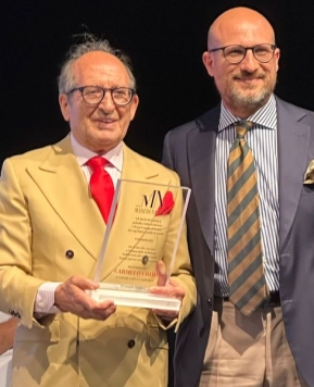 Tradizione, stile ed eleganza: al Pitti Uomo premio alla carriera a Carmelo Crimi