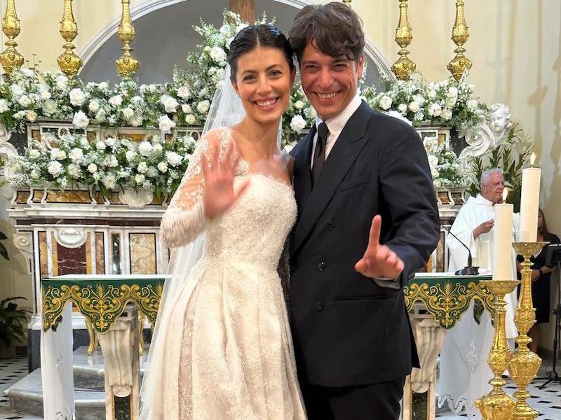 In questa foto il matrimonio di Alessandra Mastronardi con Gianpaolo Sannino