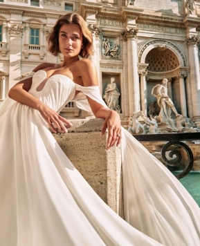 Collezione sposa Atelier Emé 2024, a Roma scoppia l’Amore a Prima Vista